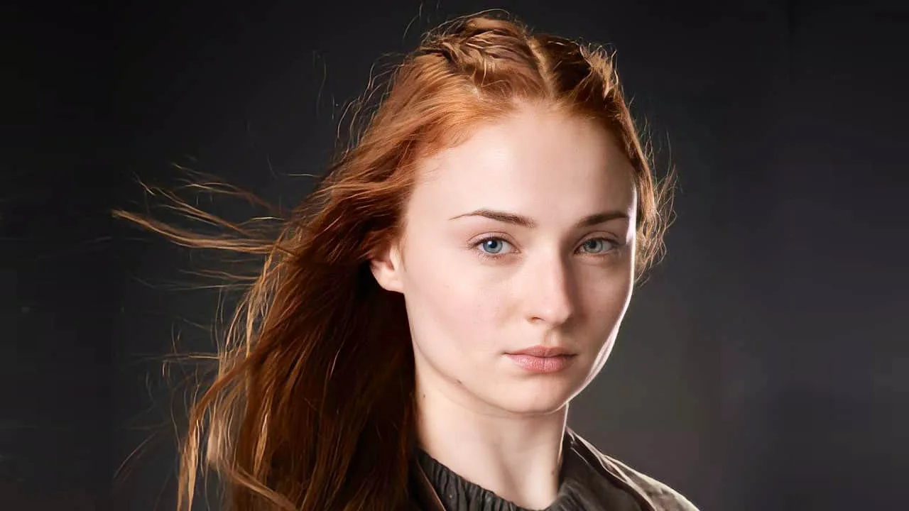 10 surprising facts about Sophie Turner that some people may not know