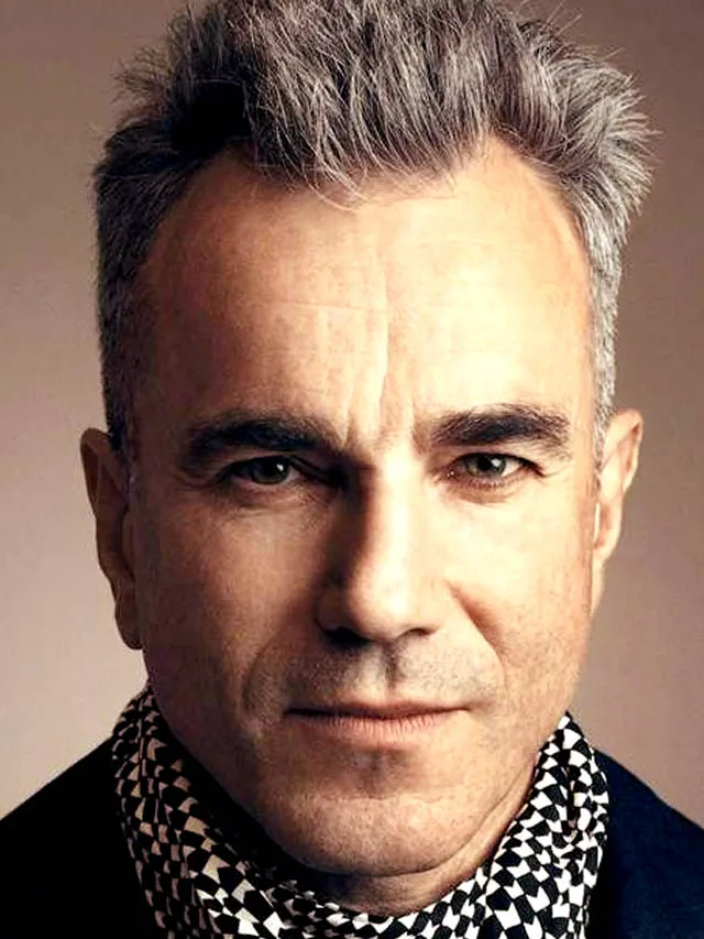 10 surprising facts about Daniel Day Lewis