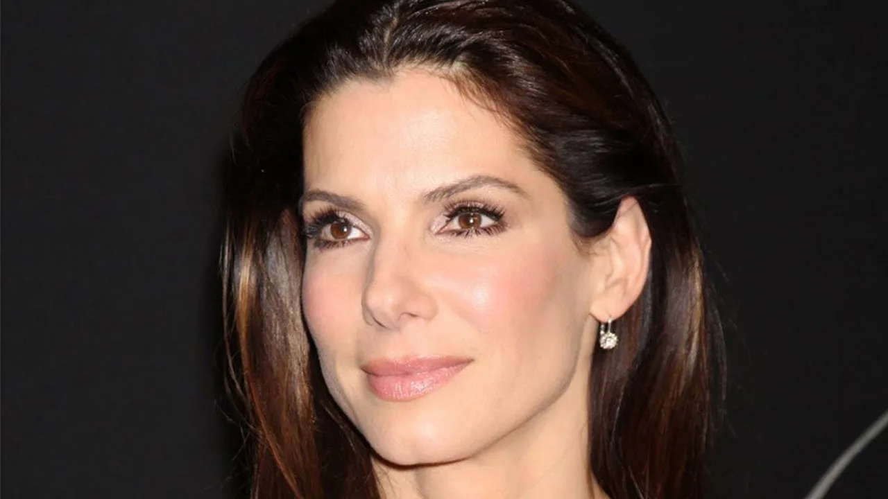 Sandra Bullock 10 surprising facts